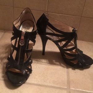 Michael Kors Black Pumps